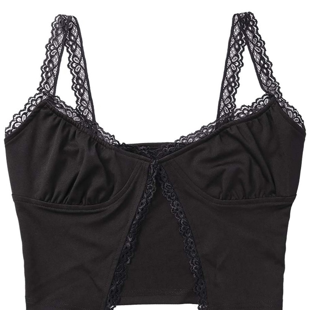 Women's Lace Crop Top